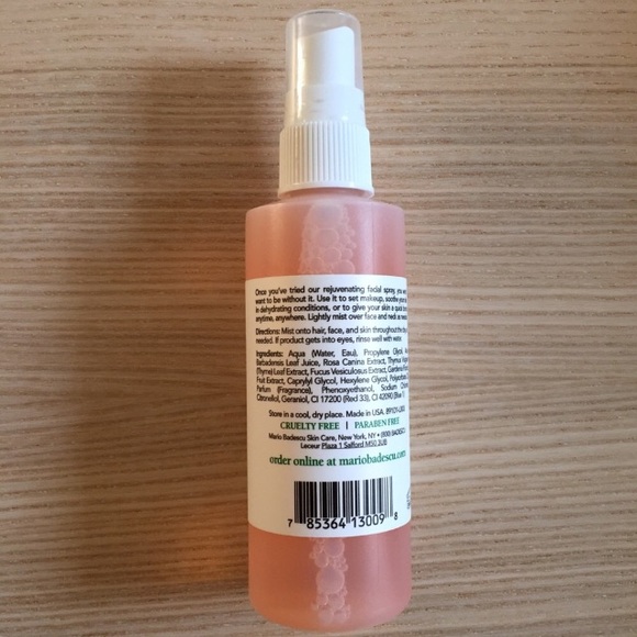 NWT Exfoliating sugar cubes and facial spray - Picture 4 of 5